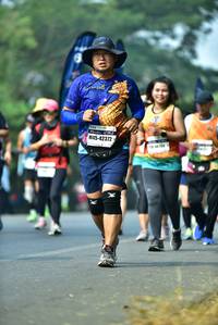 BIB: 42372
                            <button type="button" onclick="openModal(10128016)" class="btn btn-primary btn-sm float-right btn-popup" data-toggle="modal" data-target=".modal-high-quality">
                        <i class="fas fa-shopping-cart"></i> Add to Cart
                    </button>
                                            <button type="button" onclick="isThisMe(10128016, true)" class="btn btn-success btn-sm float-right btn-popup btn-isme hidden" data-toggle="tooltip" data-placement="bottom" title="นี่คือรูปของคุณใช่ไหม คลิกที่นี่เพื่อเอาเข้าอัลบั้ม">
                        <i class="fas fa-plus"></i> Add to album
                    </button>
                    <button type="button" onclick="isThisMe(10128016, false)" class="btn btn-warning btn-sm float-right btn-popup btn-isnotme hidden">
                        <i class="fas fa-ban"></i> Remove from album
                    </button>